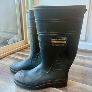 LACROSSE men’s rubber steel toe boots
